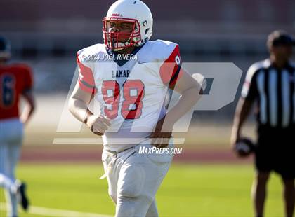 Thumbnail 3 in Houston Lamar @ Seven Lakes photogallery.