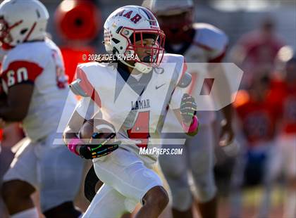 Thumbnail 3 in Houston Lamar @ Seven Lakes photogallery.