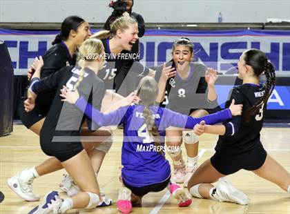 Thumbnail 1 in O'Connor (AIA 6A Final - Awards) photogallery.