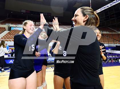 Thumbnail 1 in O'Connor (AIA 6A Final - Awards) photogallery.