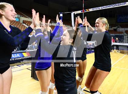 Thumbnail 1 in O'Connor (AIA 6A Final - Awards) photogallery.