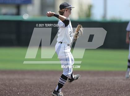 Thumbnail 3 in Bingham vs. Riverton (UHSAA 6A Championships) photogallery.