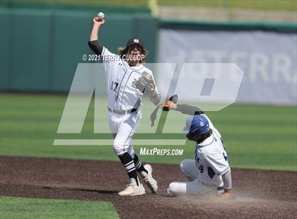 Thumbnail 2 in Bingham vs. Riverton (UHSAA 6A Championships) photogallery.