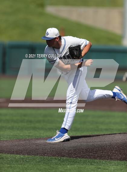 Thumbnail 2 in Bingham vs. Riverton (UHSAA 6A Championships) photogallery.