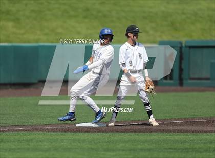 Thumbnail 3 in Bingham vs. Riverton (UHSAA 6A Championships) photogallery.