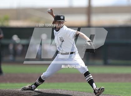Thumbnail 1 in Bingham vs. Riverton (UHSAA 6A Championships) photogallery.