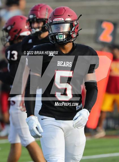 Thumbnail 3 in East Rutherford @ Bunker Hill (Scrimmage) photogallery.