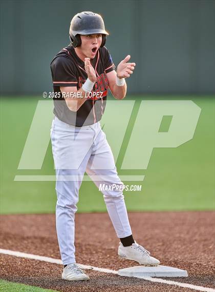 Thumbnail 1 in Schulenburg vs. Johnson City (UIL 2A D1 Baseball Regional Semis) photogallery.