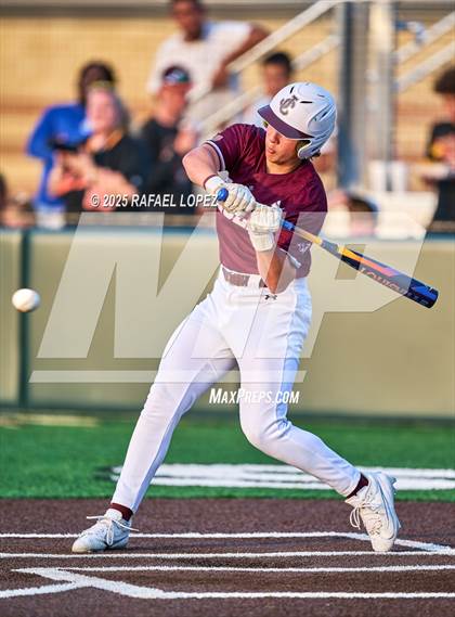 Thumbnail 1 in Schulenburg vs. Johnson City (UIL 2A D1 Baseball Regional Semis) photogallery.