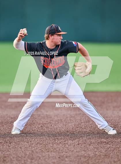 Thumbnail 2 in Schulenburg vs. Johnson City (UIL 2A D1 Baseball Regional Semis) photogallery.
