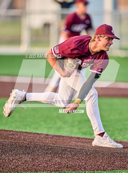 Thumbnail 3 in Schulenburg vs. Johnson City (UIL 2A D1 Baseball Regional Semis) photogallery.