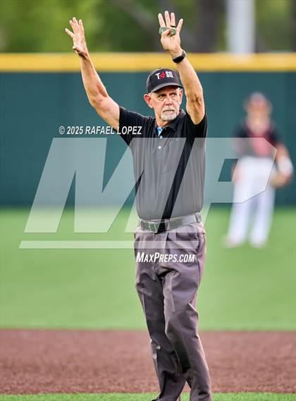 Thumbnail 2 in Schulenburg vs. Johnson City (UIL 2A D1 Baseball Regional Semis) photogallery.