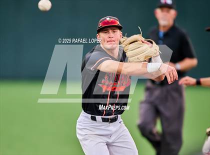 Thumbnail 2 in Schulenburg vs. Johnson City (UIL 2A D1 Baseball Regional Semis) photogallery.