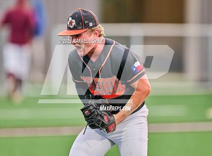 Thumbnail 2 in Schulenburg vs. Johnson City (UIL 2A D1 Baseball Regional Semis) photogallery.
