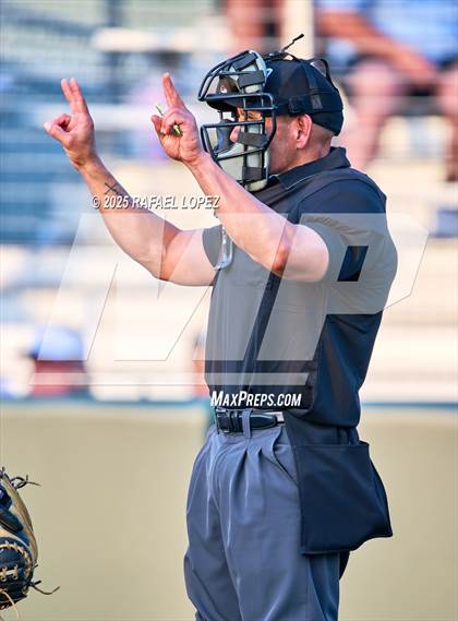 Thumbnail 2 in Schulenburg vs. Johnson City (UIL 2A D1 Baseball Regional Semis) photogallery.