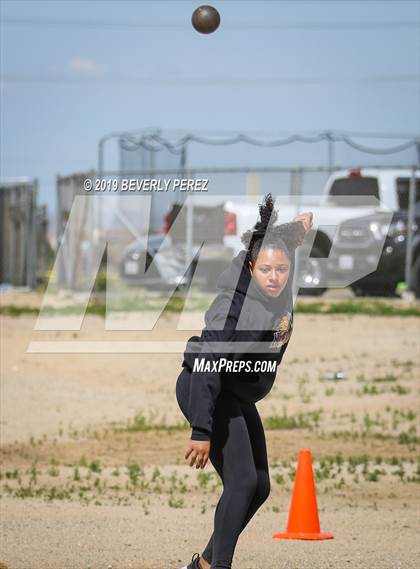 Thumbnail 3 in Highland @ Quartz Hill (High Jump and Shot Put) photogallery.