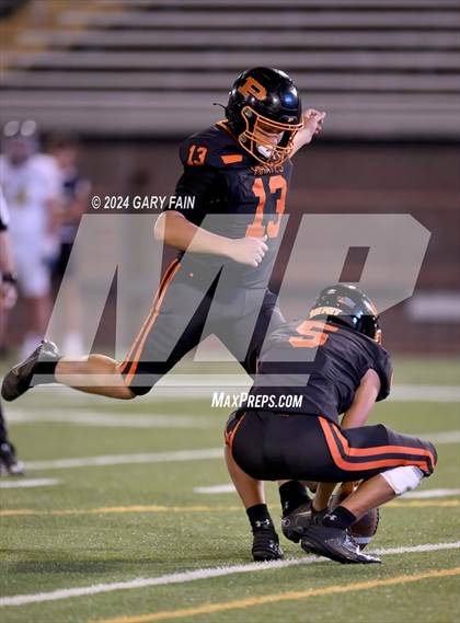 Thumbnail 3 in South Pittsburg vs Soddy Daisy (Blue Cross Bowl) photogallery.