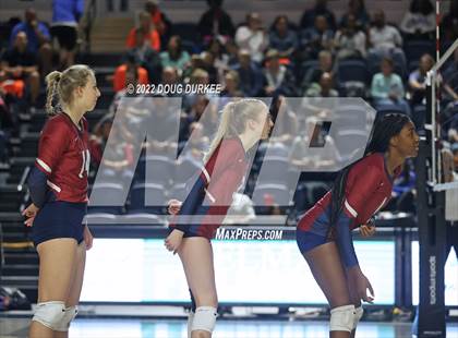Thumbnail 1 in Tompkins vs. Clear Springs (UIL 6A Region 3 Semi Finals) photogallery.