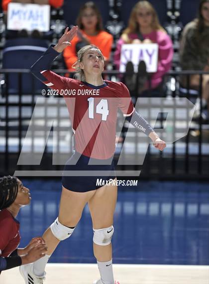 Thumbnail 2 in Tompkins vs. Clear Springs (UIL 6A Region 3 Semi Finals) photogallery.