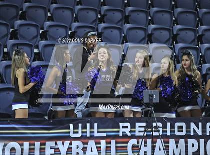 Thumbnail 2 in Tompkins vs. Clear Springs (UIL 6A Region 3 Semi Finals) photogallery.