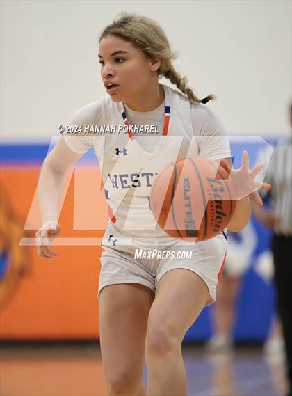 Thumbnail 1 in Marian @ Westview photogallery.
