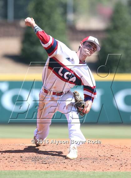 Thumbnail 1 in Florence vs. Liberty Christian (National High School Invitational) photogallery.