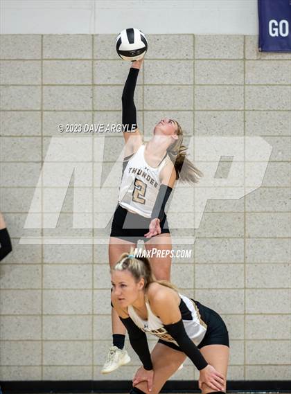 Thumbnail 2 in Cedar Valley vs. Westlake (Riverton Fall Classic) photogallery.