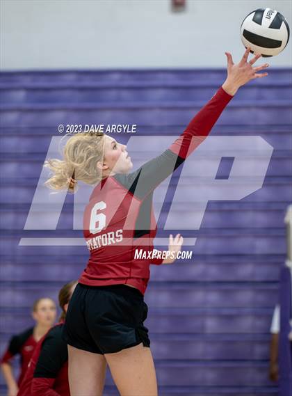 Thumbnail 2 in Cedar Valley vs. Westlake (Riverton Fall Classic) photogallery.