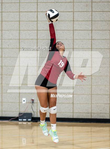 Thumbnail 1 in Cedar Valley vs. Westlake (Riverton Fall Classic) photogallery.
