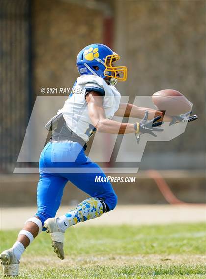Thumbnail 2 in Del Campo @ Sacramento photogallery.