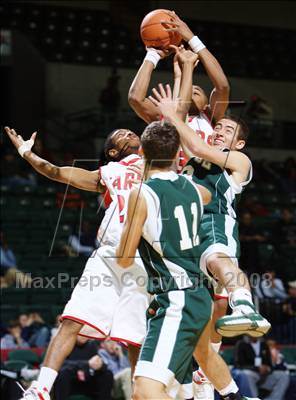 Thumbnail 1 in Ridge vs Plainfield (Prime Time Shootout) photogallery.