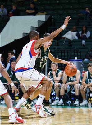 Thumbnail 3 in Ridge vs Plainfield (Prime Time Shootout) photogallery.