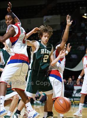 Thumbnail 3 in Ridge vs Plainfield (Prime Time Shootout) photogallery.