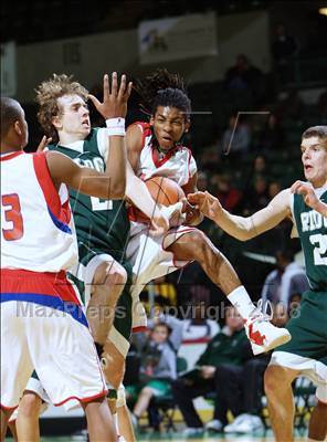Thumbnail 3 in Ridge vs Plainfield (Prime Time Shootout) photogallery.