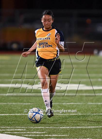 Thumbnail 1 in North vs South Kiwanis All-Star Game photogallery.