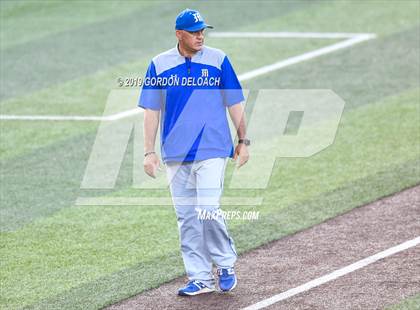 Thumbnail 3 in Midlothian vs. Wylie East (UIL 5A Regional Final) photogallery.