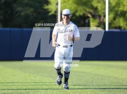 Thumbnail 2 in Midlothian vs. Wylie East (UIL 5A Regional Final) photogallery.