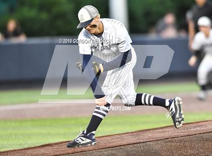 Thumbnail 3 in Midlothian vs. Wylie East (UIL 5A Regional Final) photogallery.