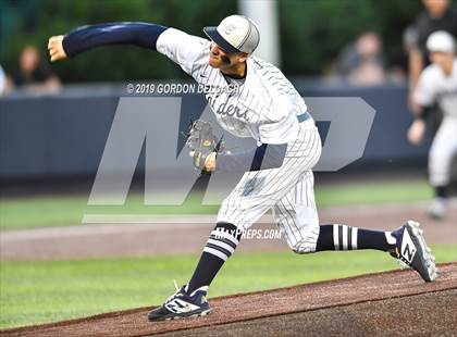 Thumbnail 2 in Midlothian vs. Wylie East (UIL 5A Regional Final) photogallery.