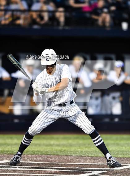 Thumbnail 3 in Midlothian vs. Wylie East (UIL 5A Regional Final) photogallery.