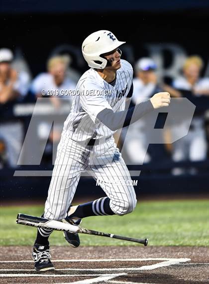 Thumbnail 1 in Midlothian vs. Wylie East (UIL 5A Regional Final) photogallery.
