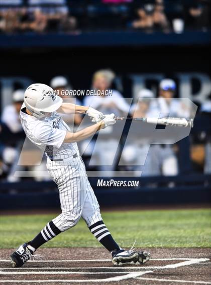 Thumbnail 2 in Midlothian vs. Wylie East (UIL 5A Regional Final) photogallery.