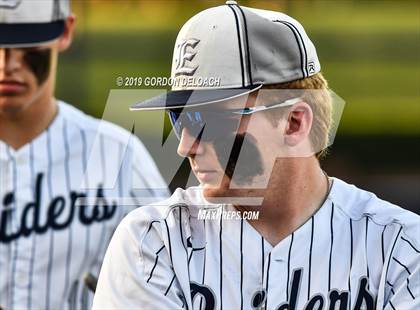 Thumbnail 2 in Midlothian vs. Wylie East (UIL 5A Regional Final) photogallery.