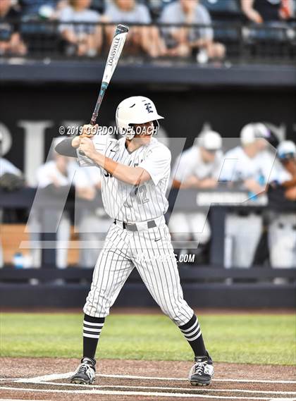 Thumbnail 3 in Midlothian vs. Wylie East (UIL 5A Regional Final) photogallery.