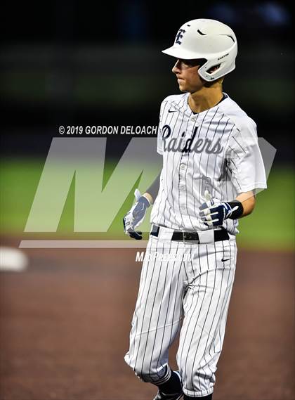 Thumbnail 3 in Midlothian vs. Wylie East (UIL 5A Regional Final) photogallery.