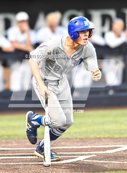 Thumbnail 3 in Midlothian vs. Wylie East (UIL 5A Regional Final) photogallery.