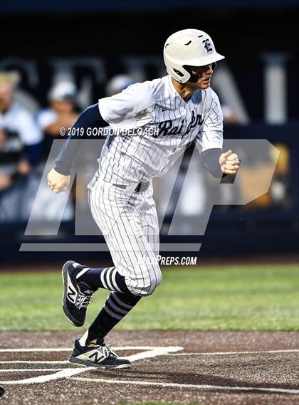 Thumbnail 2 in Midlothian vs. Wylie East (UIL 5A Regional Final) photogallery.