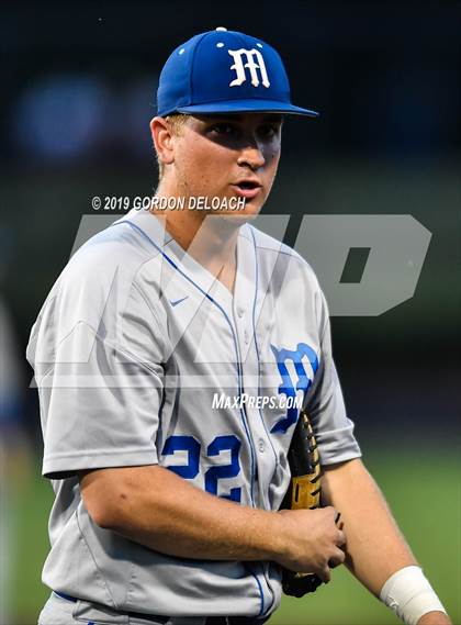 Thumbnail 1 in Midlothian vs. Wylie East (UIL 5A Regional Final) photogallery.