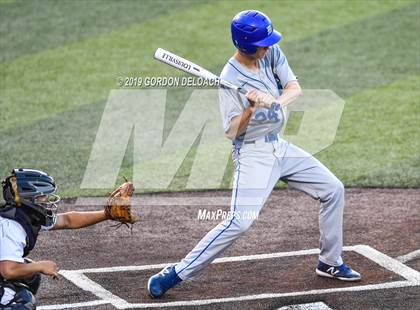 Thumbnail 3 in Midlothian vs. Wylie East (UIL 5A Regional Final) photogallery.