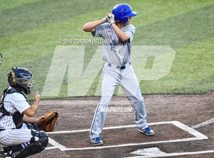 Thumbnail 3 in Midlothian vs. Wylie East (UIL 5A Regional Final) photogallery.